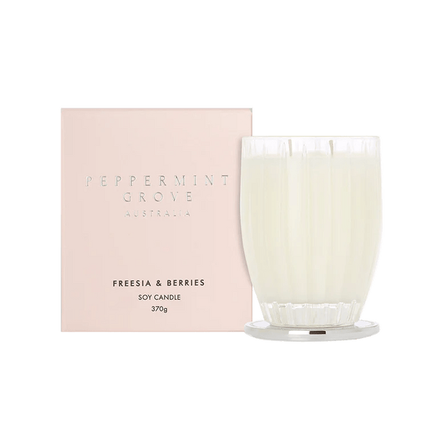 Peppermint Grove Fragrances Freesia & Berries Soy Candle 370g