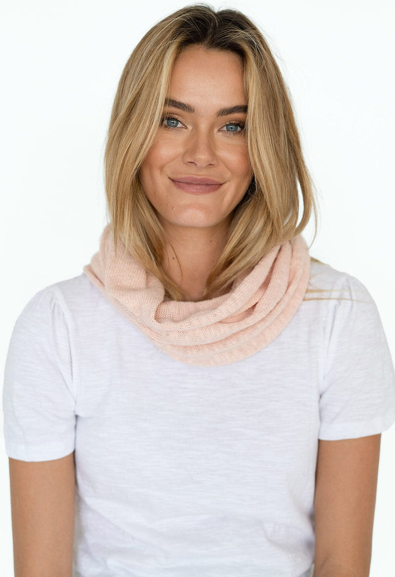 Humidity Lifestyle Clothing - Winter PETAL PINK SIMPLE SNOOD